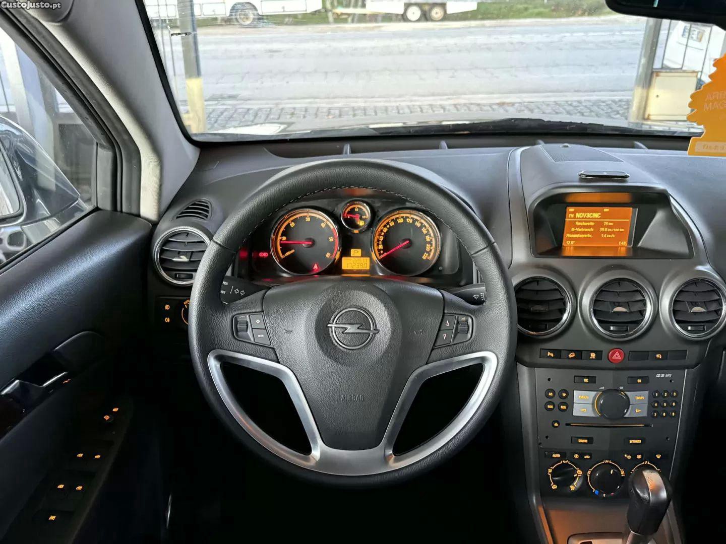 Opel Antara 2.0 cdti active-select — fotografia 10