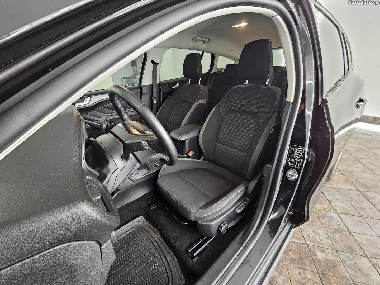 Ford Focus 1.0 ecoboost connected — fotografia 4