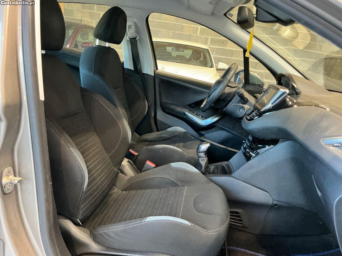 Ford Focus Titanium — fotografia 4