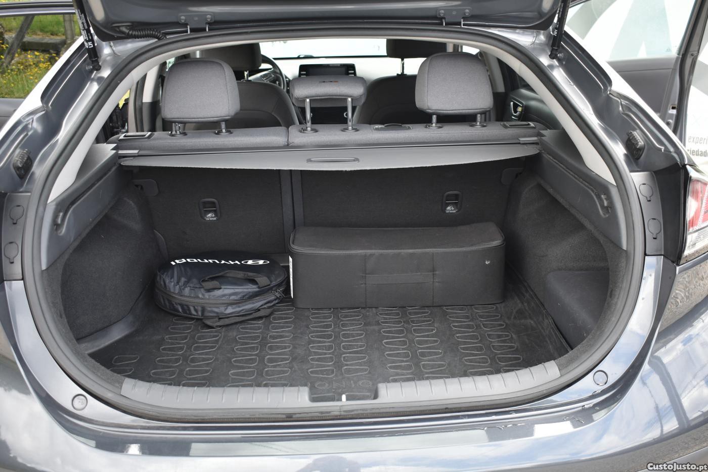 Hyundai IONIQ 1.6 GDI PHEV — fotografia 2