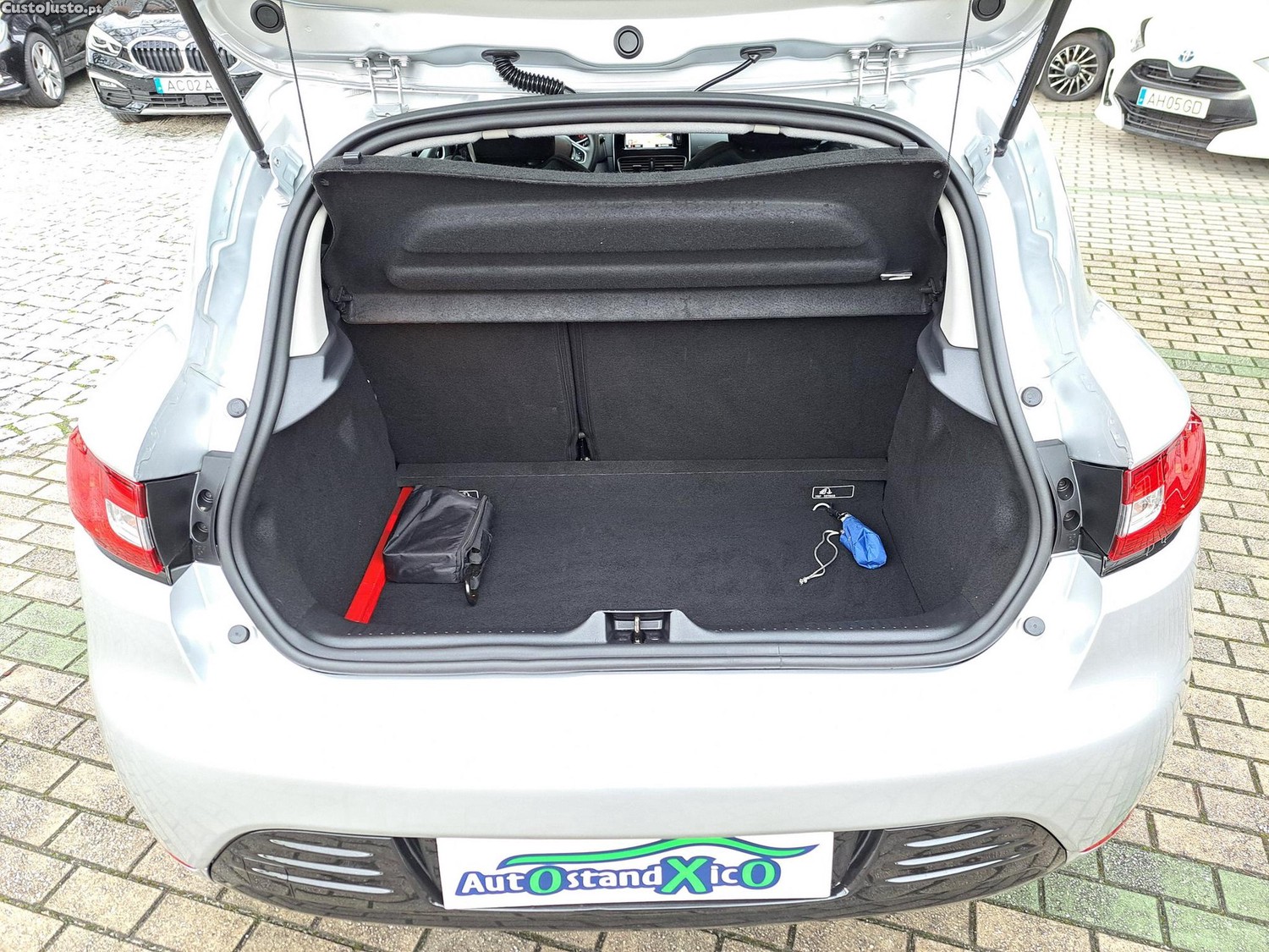 Renault Clio 0.9 TCe Limited Bi-Fuel — fotografia 9