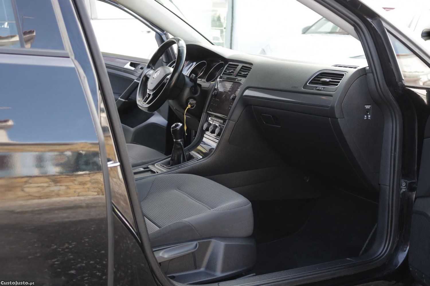 Volkswagen Golf Variant 1.6 TDI Confortline 115cv — fotografia 43