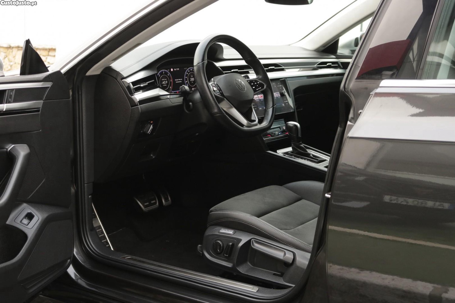 Volkswagen Arteon 2.0 TDI Elegance DSG 150cv — fotografia 42