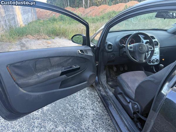 Opel Corsa 1.3 CDTI — fotografia 7