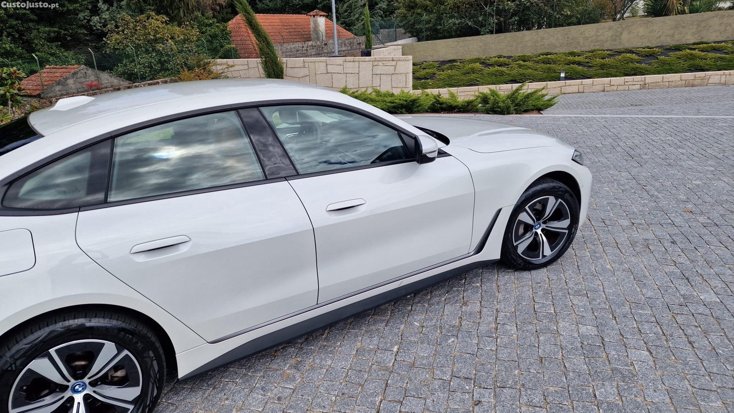 BMW i4 eDrive40 — fotografia 5