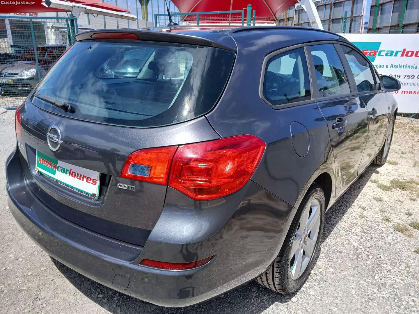Opel Astra 1.7 cdti enjoy — fotografia 16