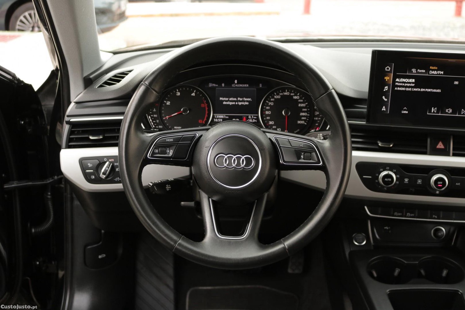 Audi A4 Avant 30 TDI S Tronic 136cv — fotografia 31