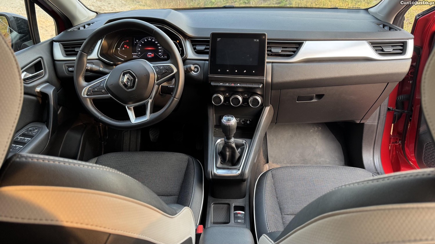 Renault Captur 1.0 TCe90cv — fotografia 4