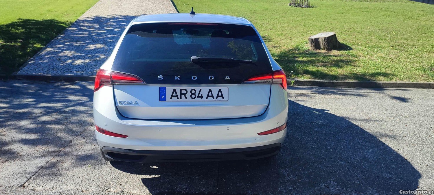 Skoda Scala 1.0 TSI 95 CV Ambition - 3 Anos Garantia - 22 foto 5