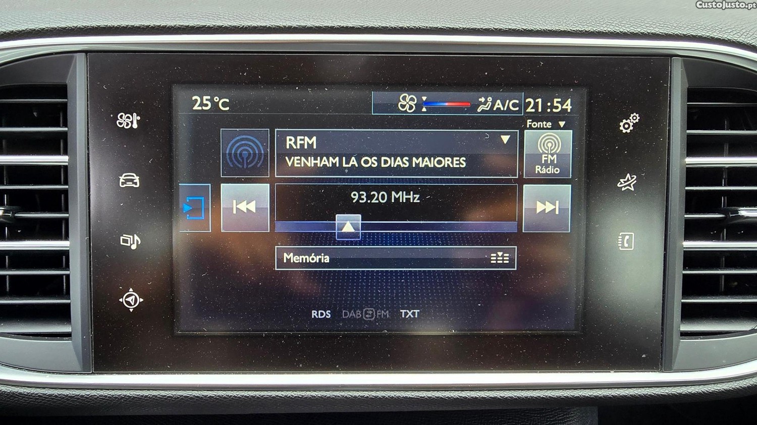 Peugeot 308 SW 1.6 BlueHDi Access — fotografia 11