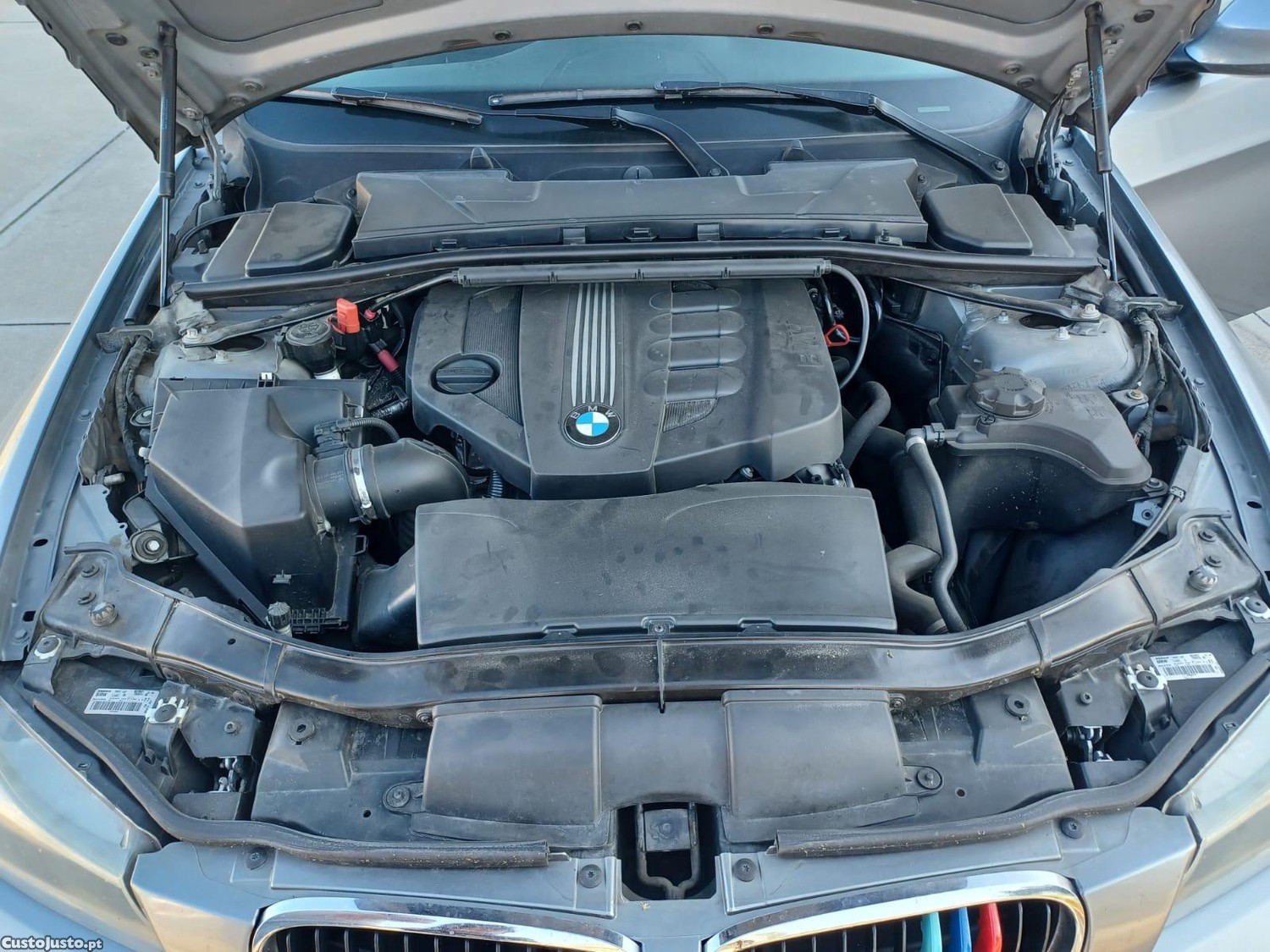 BMW 318 Touring — fotografia 3