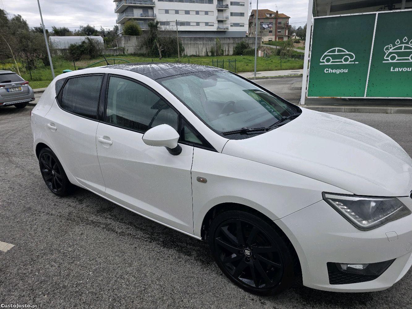 SEAT Ibiza 1.4 tdi FR — fotografia 10