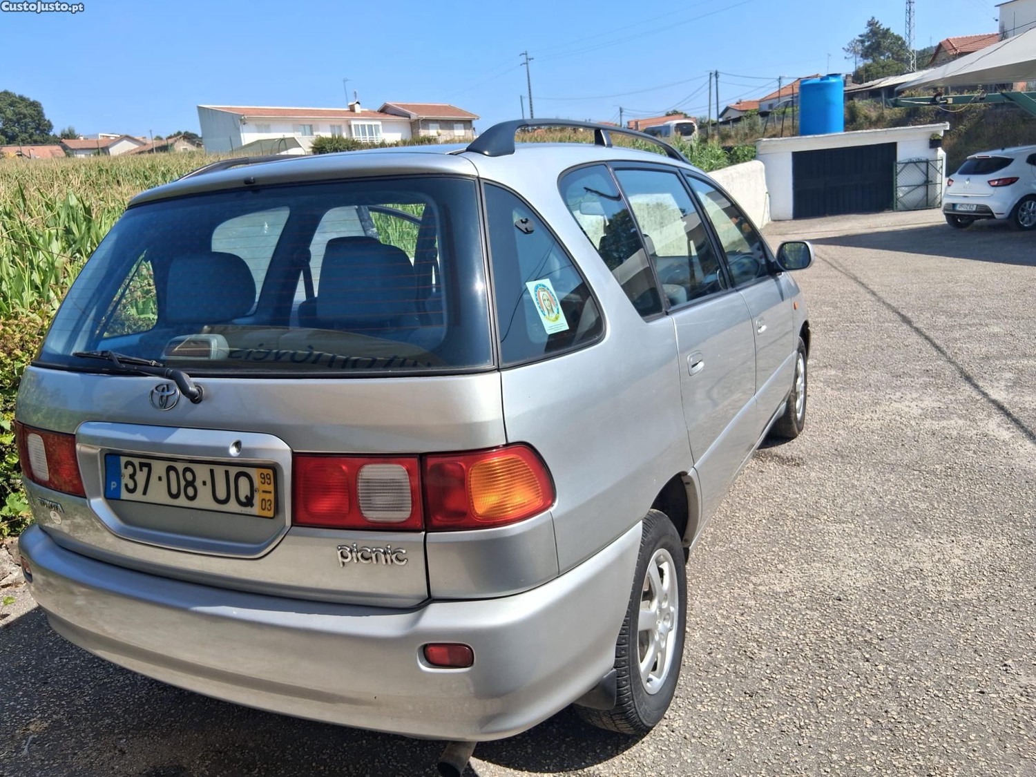 Toyota Picnic () — fotografia 7