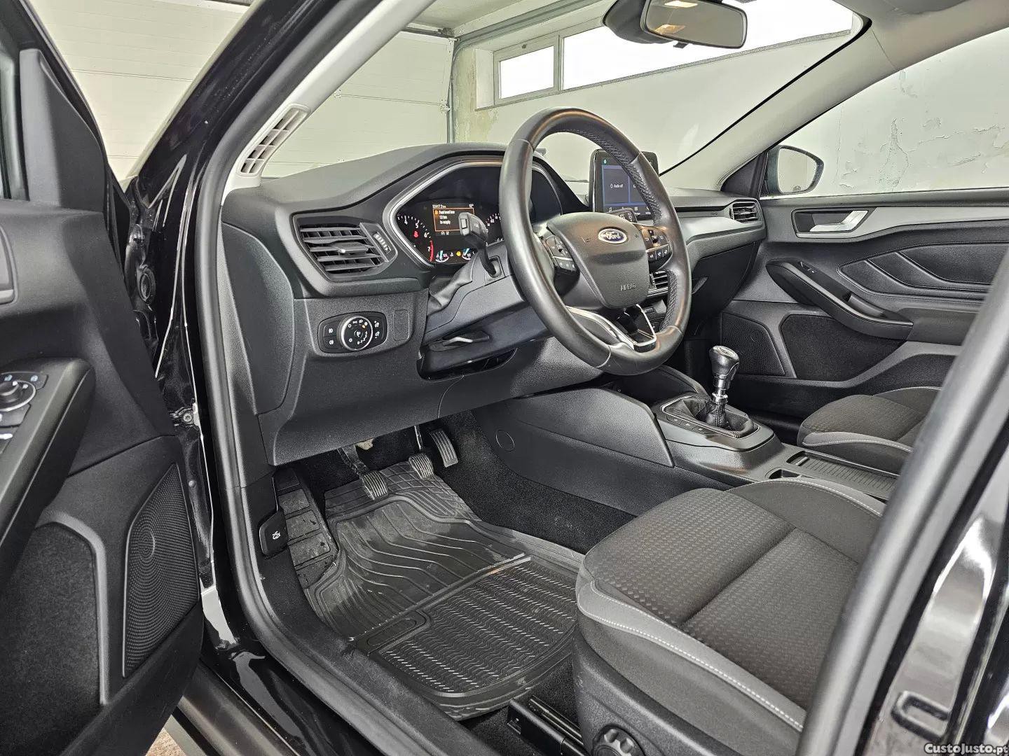 Ford Focus 1.0 ecoboost connected — fotografia 5