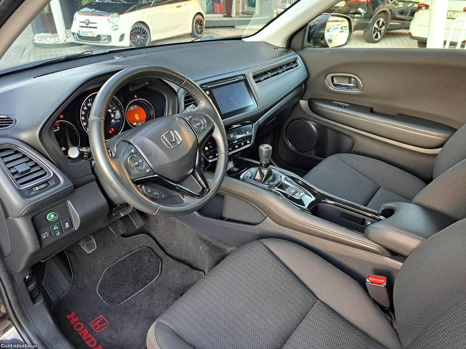 Honda HR-V 1.6 i-DTEC Elegance+Connect Navi - 19 — photo 5