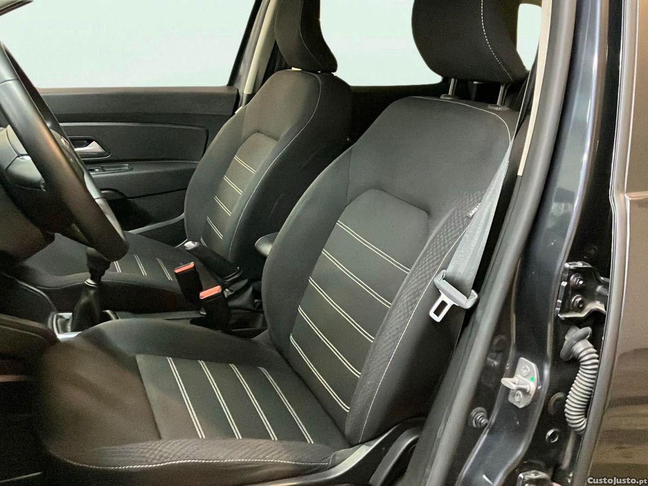 Dacia Duster 1.0 TCe ECO-G Comfort Bi-Fuel — fotografia 10