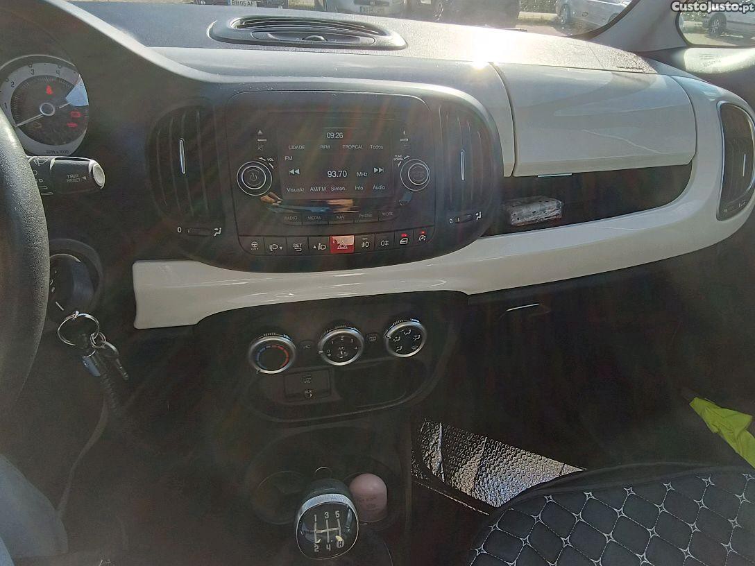 Fiat 500L Trekking — fotografia 5