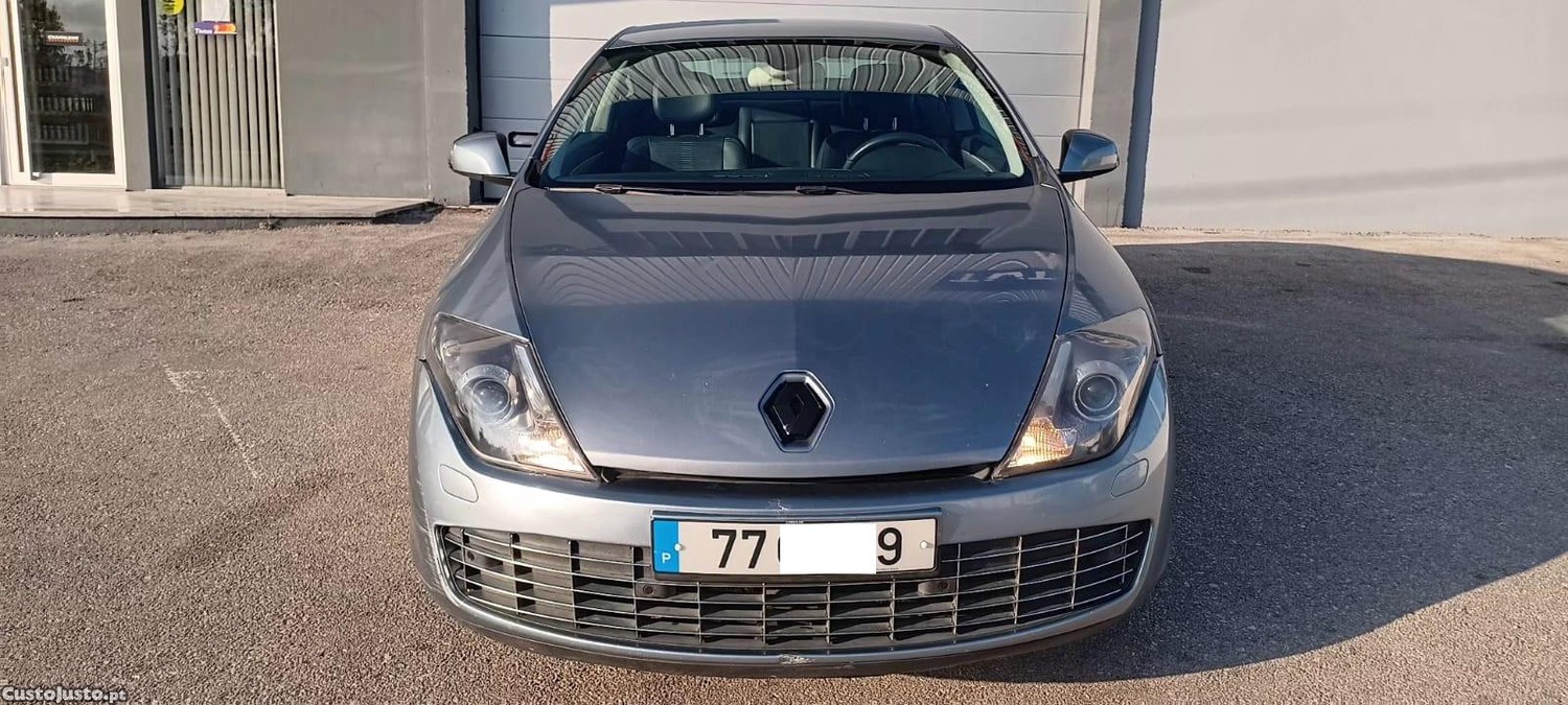 Renault Laguna COUPE 20. dCI 178 CV GT — fotografia 11