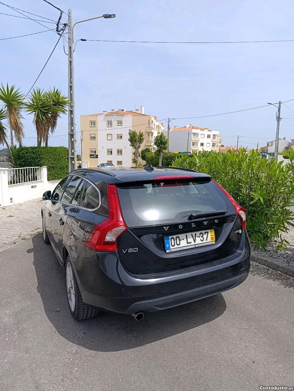 Volvo V60 Drive — fotografia 6