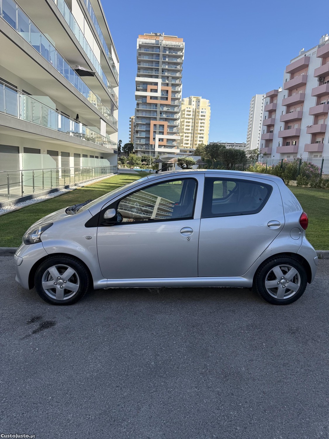 Toyota Aygo 1.0 Gasolina68 cvACNacionalPoucos km — fotografia 6