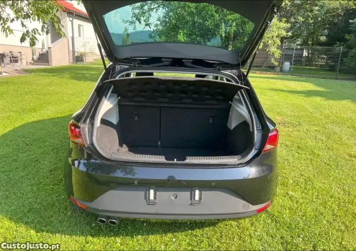 SEAT Leon 2.0 TDI FR 5F — fotografia 5
