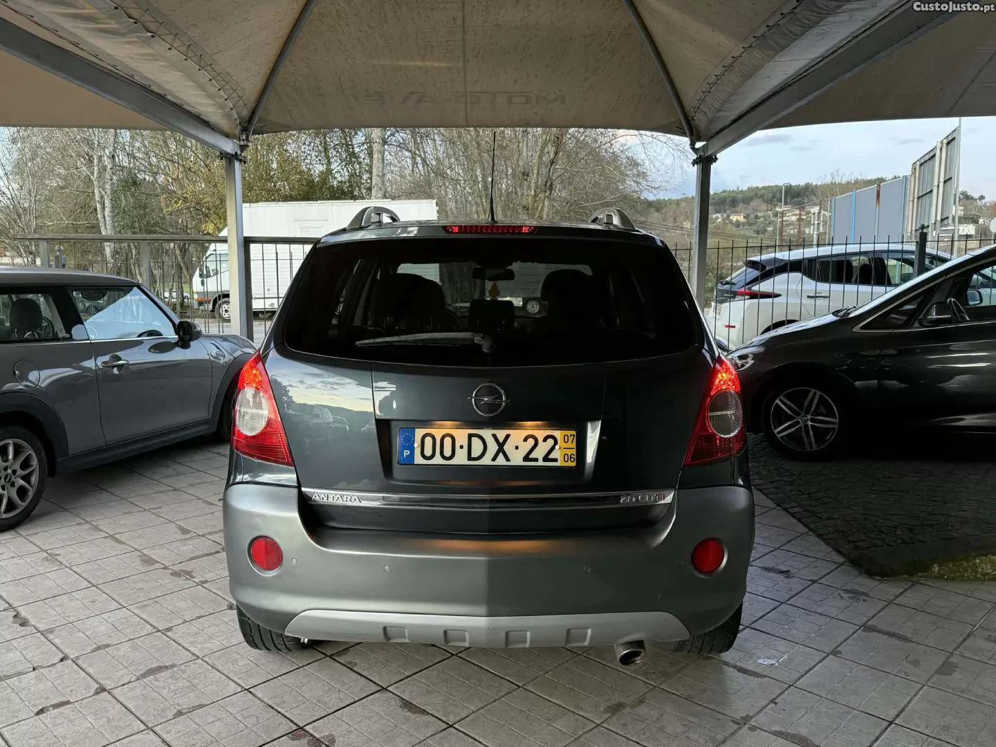 Opel Antara 2.0 cdti active-select — fotografia 15