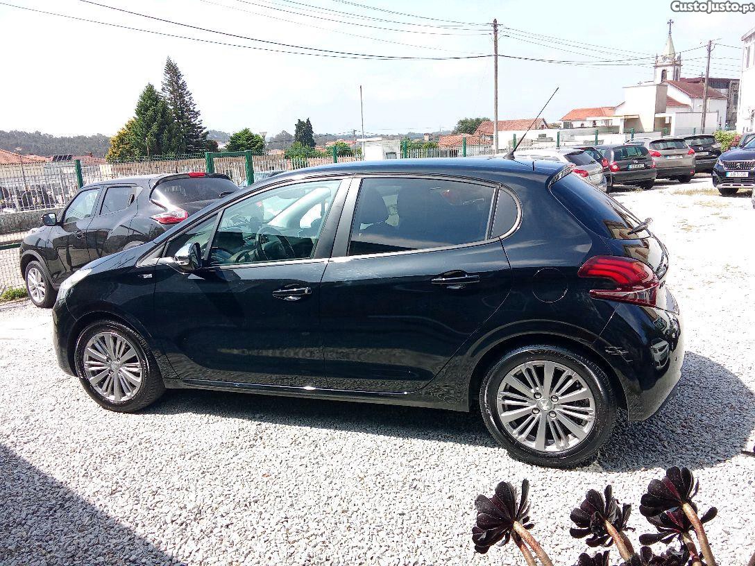 Peugeot 208 Style — fotografia 4