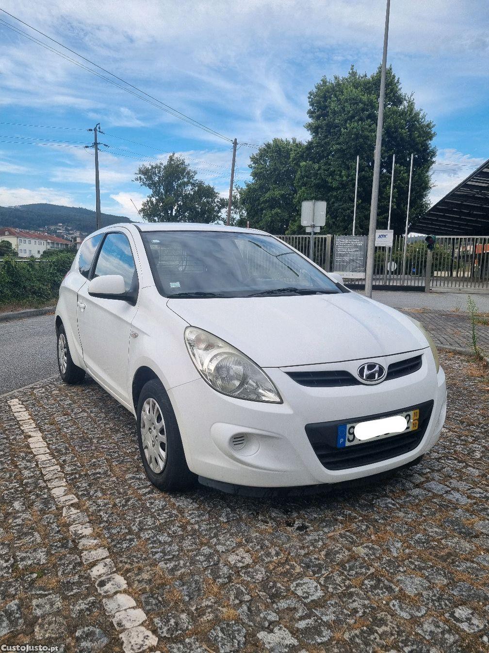 Hyundai i20 1.4crdi 90cv — fotografia 6