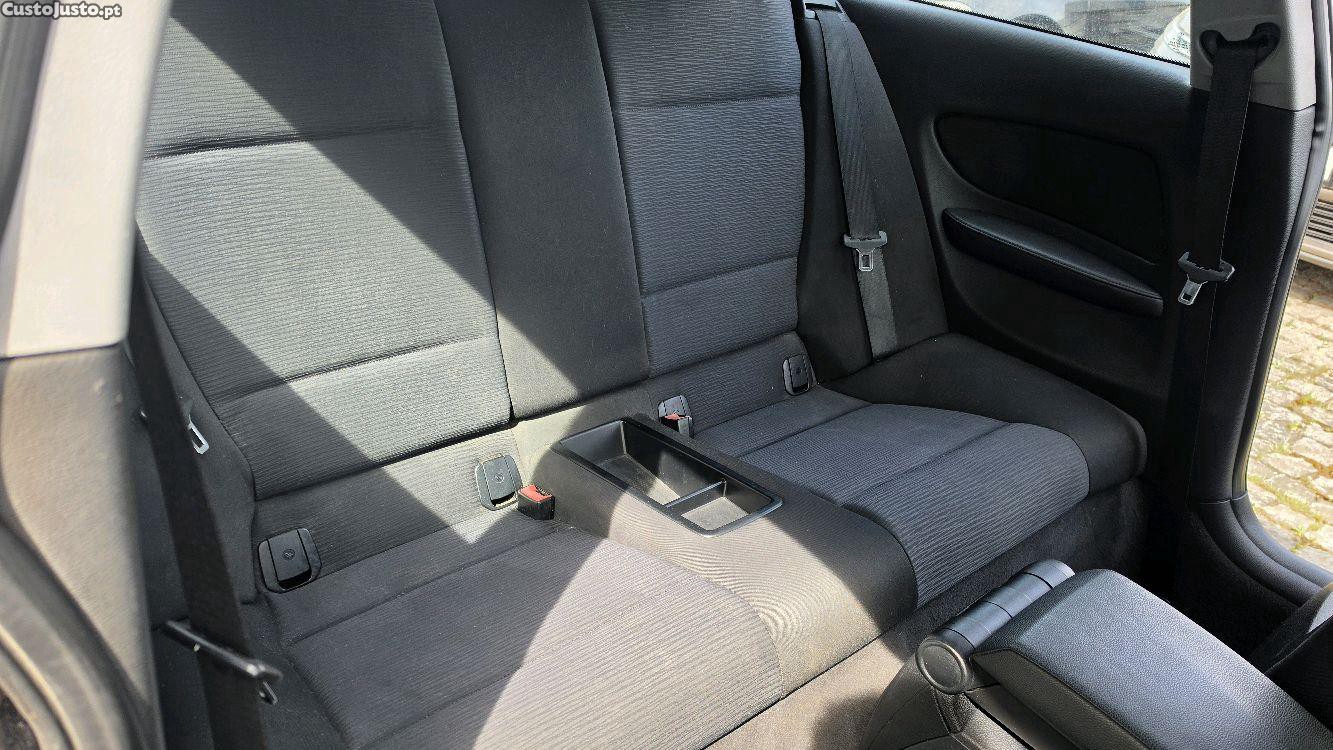 BMW 120 D — fotografia 6