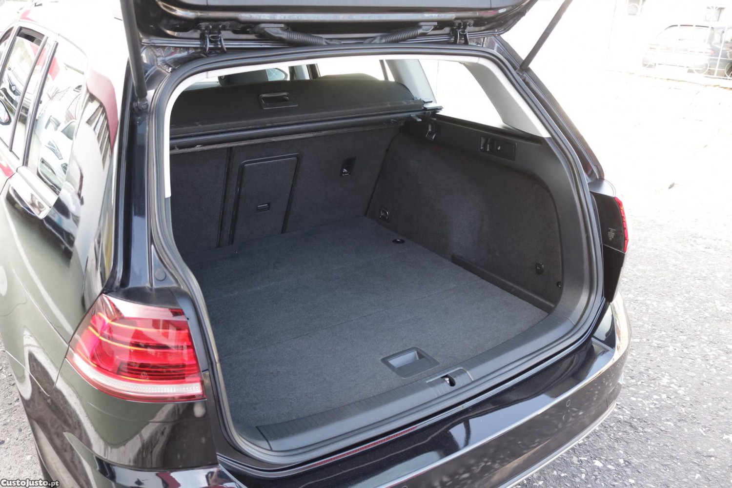 Volkswagen Golf Variant 1.6 TDI Confortline 115cv — fotografia 47