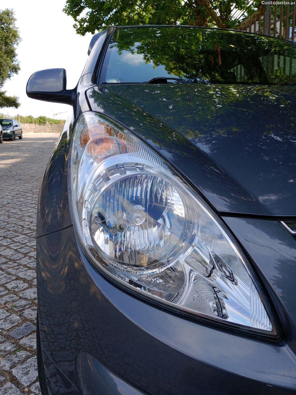 Hyundai i20 1.4 crdi — fotografia 8
