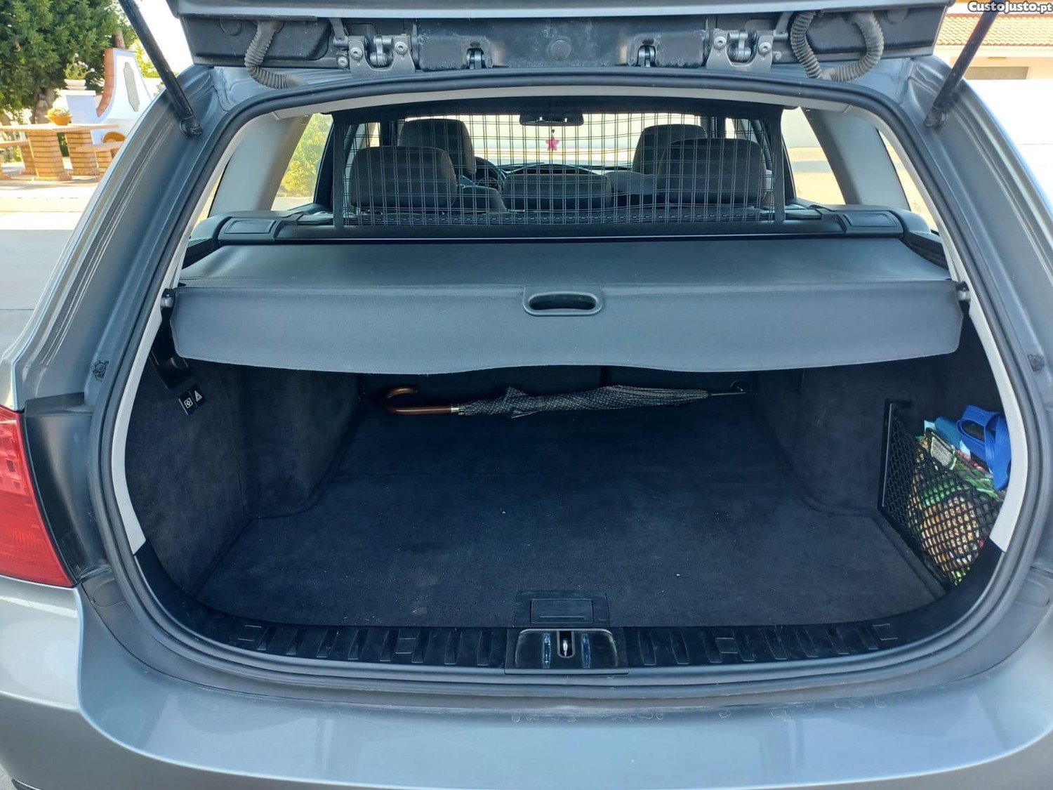 BMW 318 Touring — fotografia 4