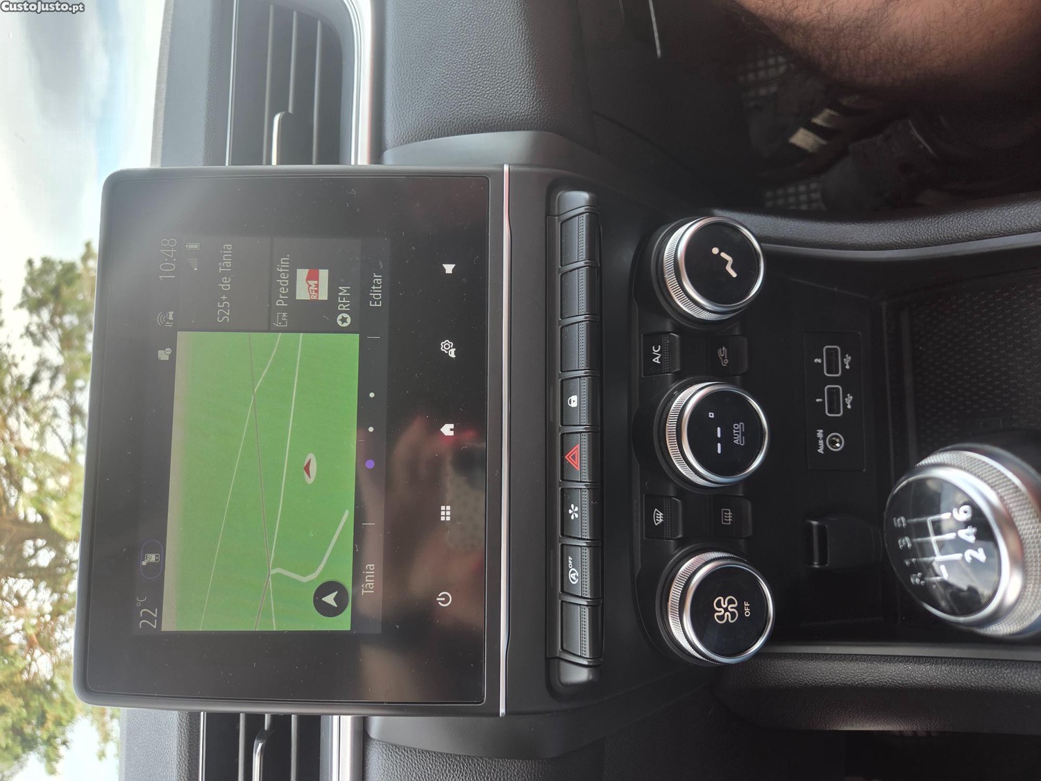 Renault Captur Techno 1.0 Tce — fotografia 3