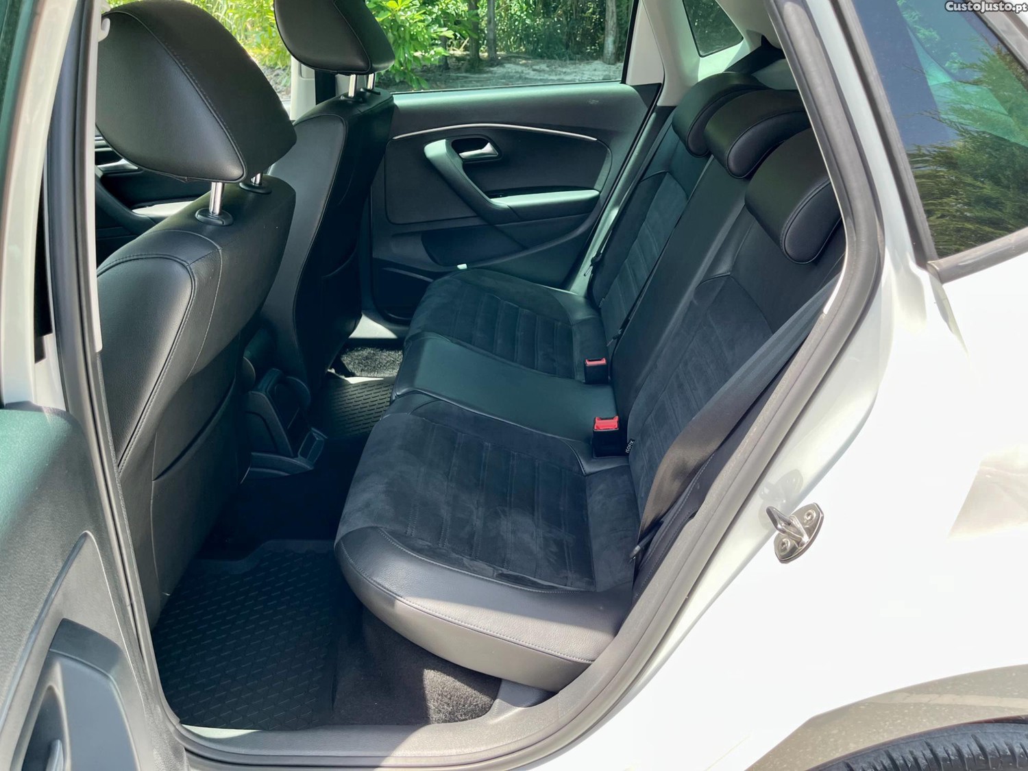 Volkswagen Polo 1.4 TDi BlueMotion 120.000km — fotografia 4