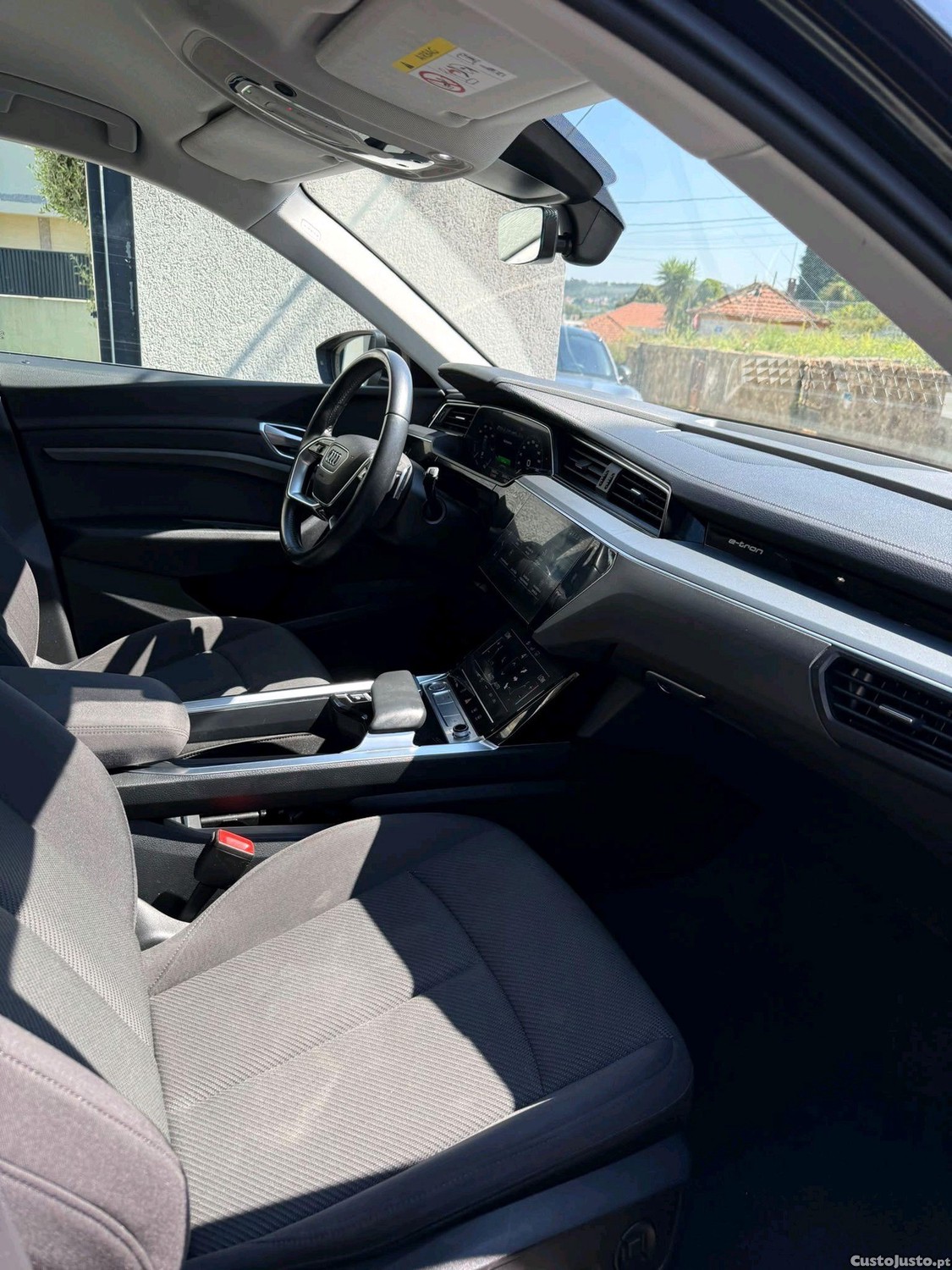 Audi e-tron quattro — fotografia 6