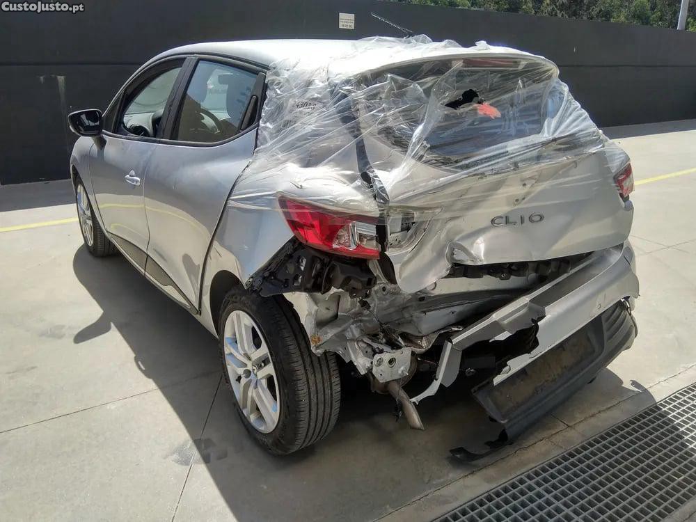 Renault Clio 0.9 TCe 75 (BHNP) (56 kW / 76 cv) [05.2018 - 08.2021] — photo 3