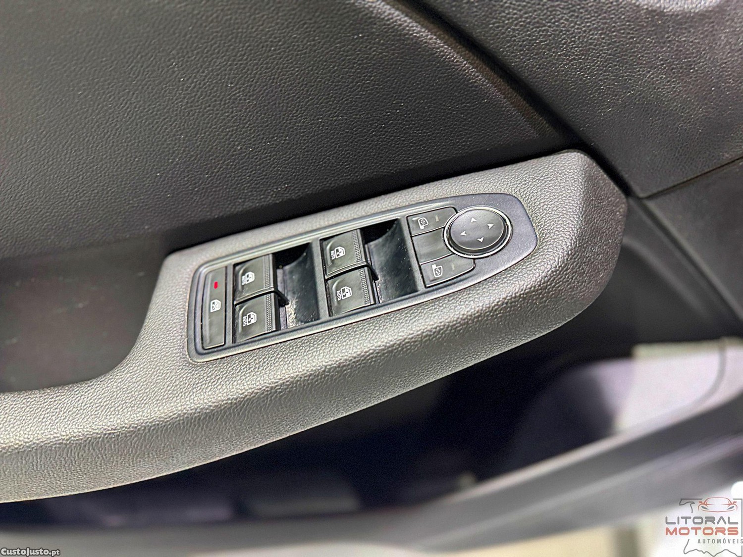 Renault Clio 1.0 TCe Evolution Bi-Fuel — fotografia 9