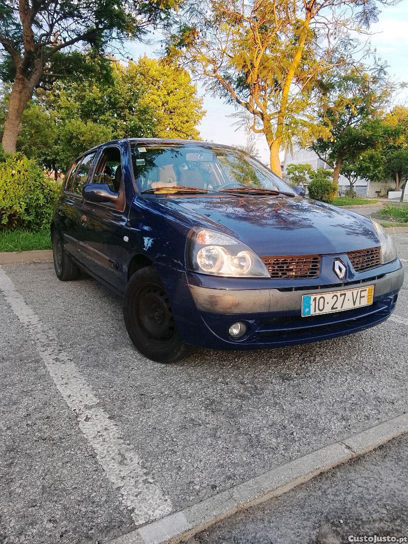 Renault Clio 2003 1.2 — fotografia 11