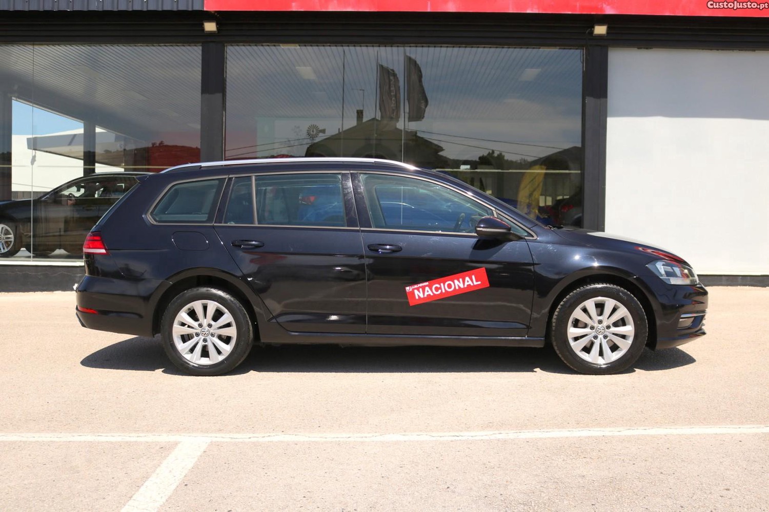 Volkswagen Golf Variant 1.6 TDI Confortline 115cv — fotografia 52