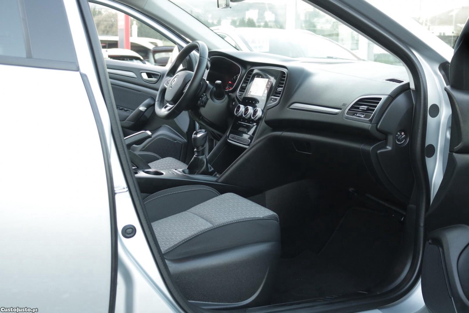 Renault Mégane 1.5 Blue DCI Limited 115cv — fotografia 41