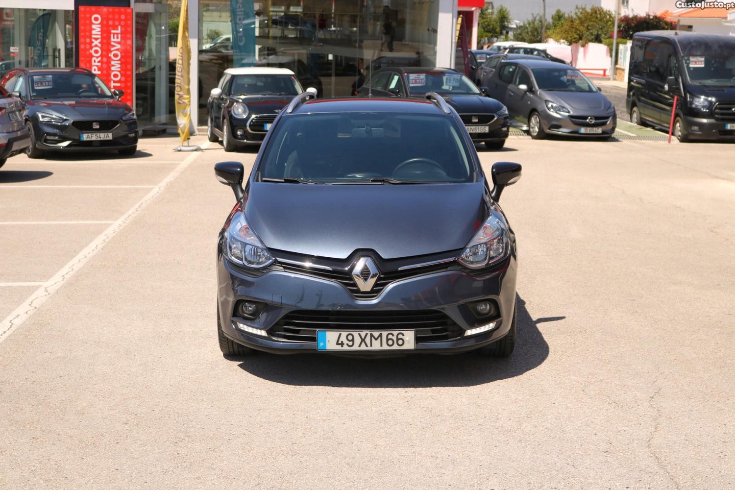 Renault Clio Sport Tourer 1.5 DCI Limited 90cv - 19 foto 3