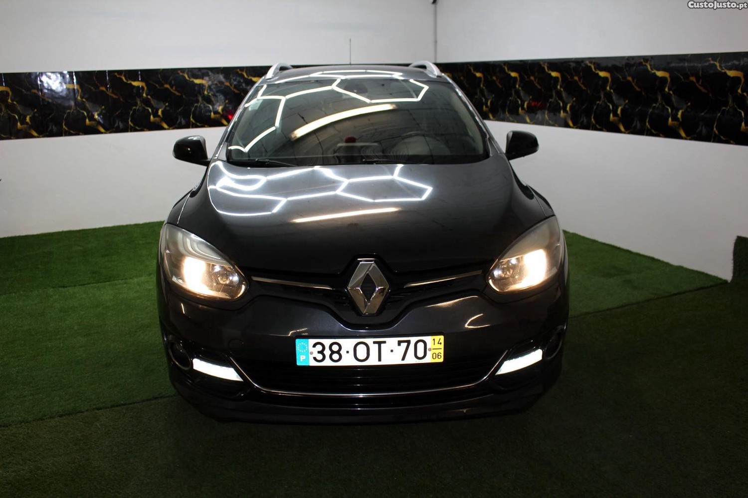 Renault Mégane 1.5 Blue dCi Bose Edition EDC — fotografia 19