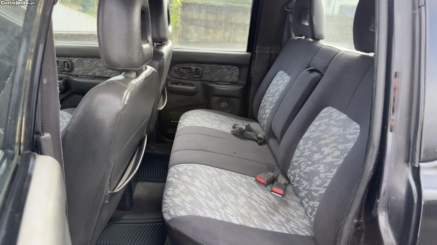 Mitsubishi L200 2.5 TD 4x4 — fotografia 4