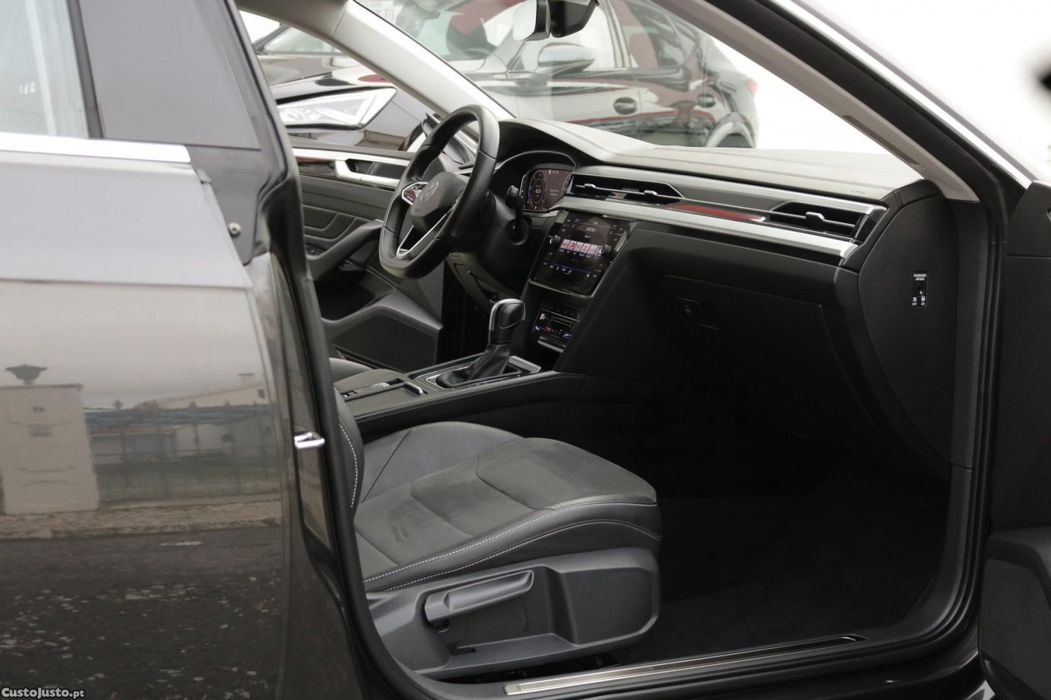 Volkswagen Arteon 2.0 TDI Elegance DSG 150cv — fotografia 39