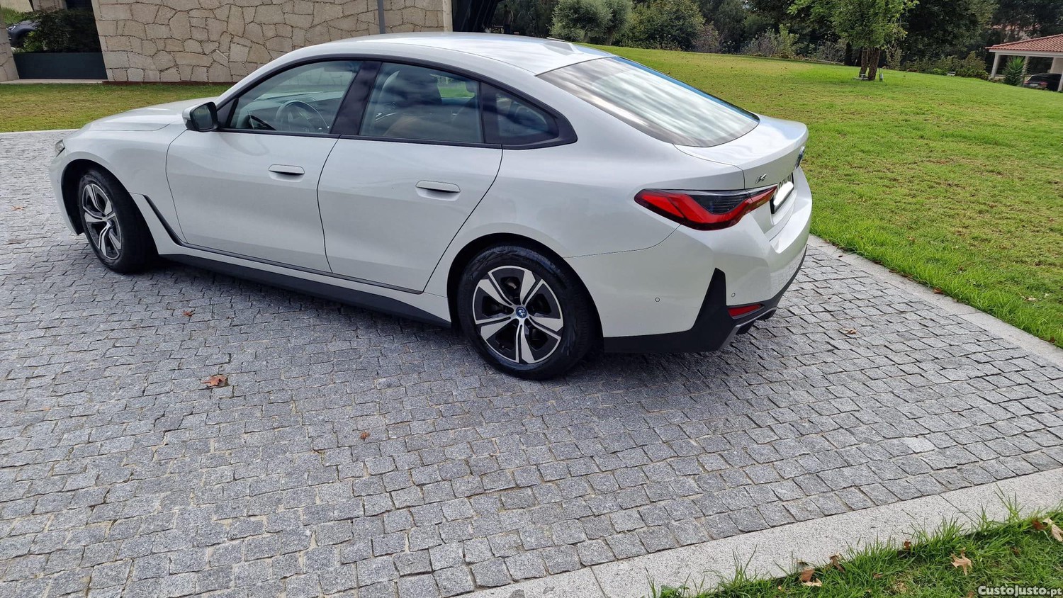 BMW i4 eDrive40 — fotografia 2