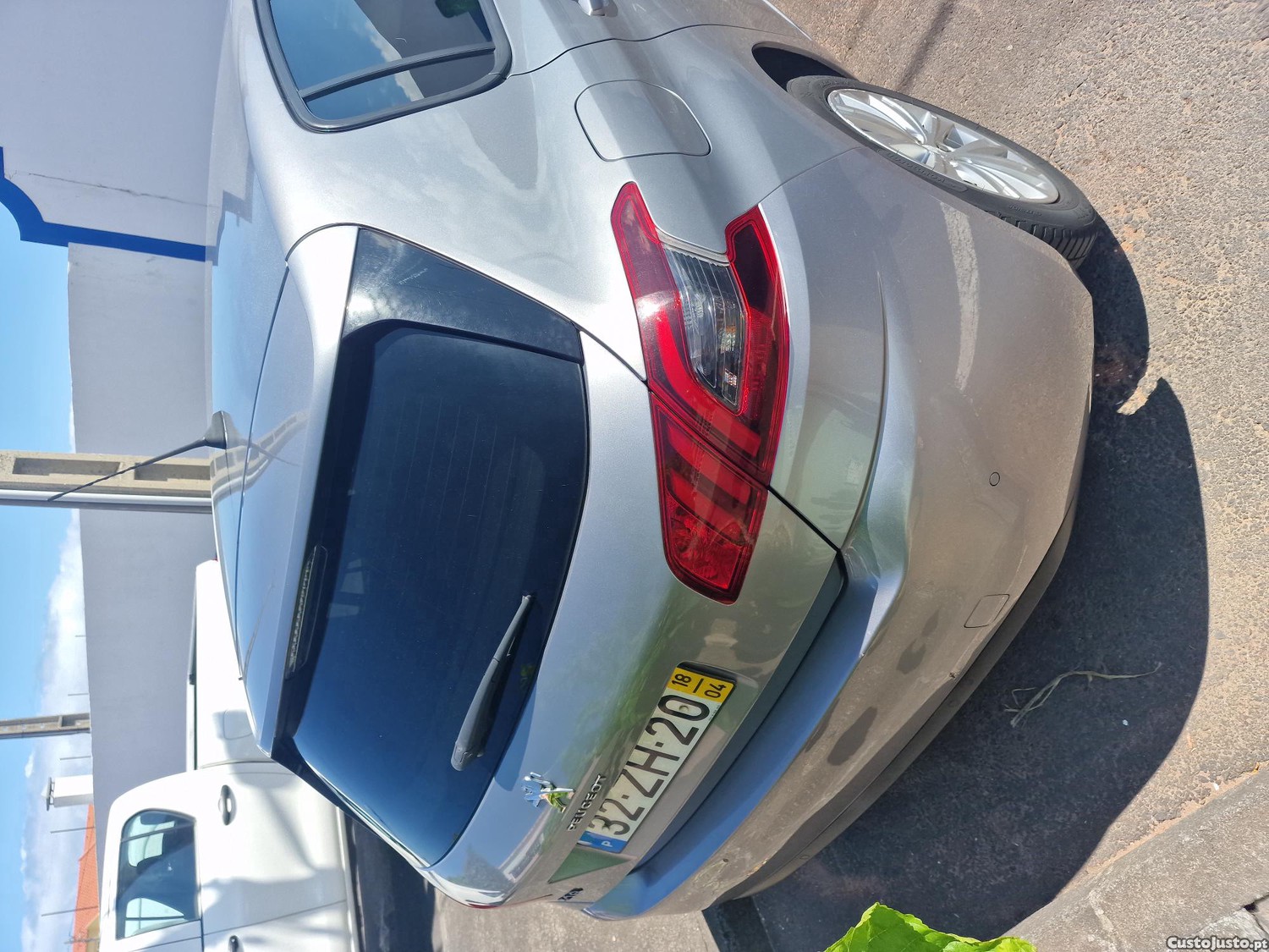 Peugeot 308 bluehdi — fotografia 4