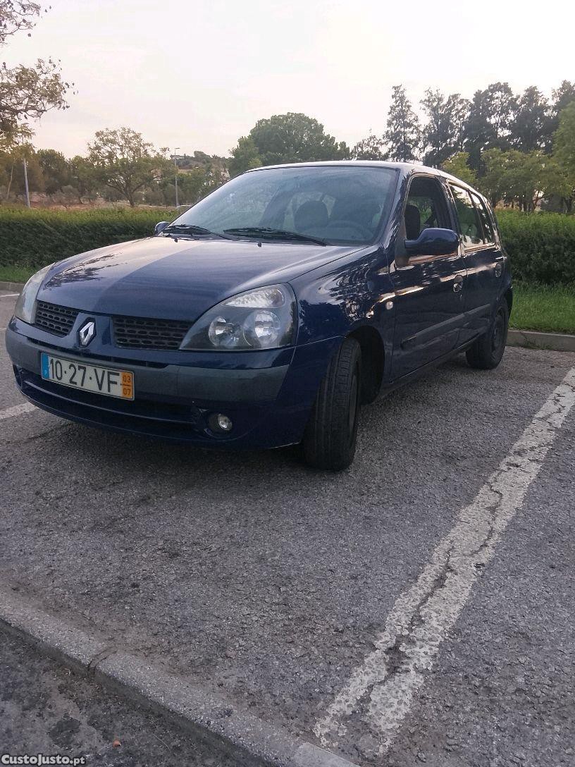 Renault Clio 2003 1.2 — fotografia 9