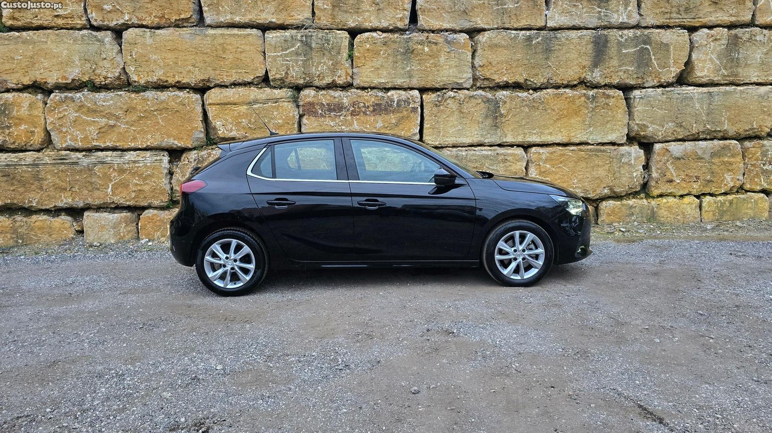 Opel Corsa 1.2 T Elegance — fotografia 27