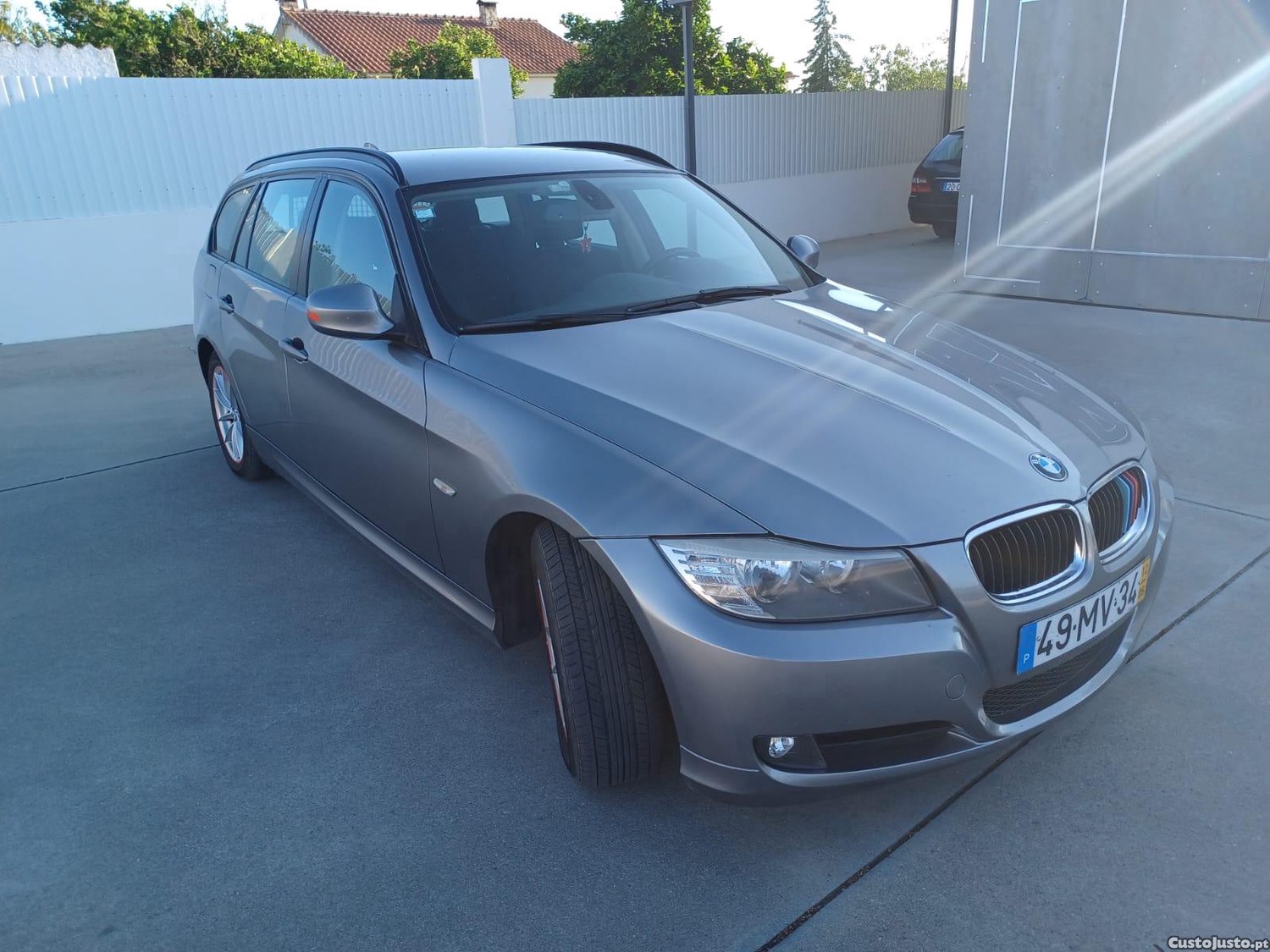 BMW 318 Touring — fotografia 2