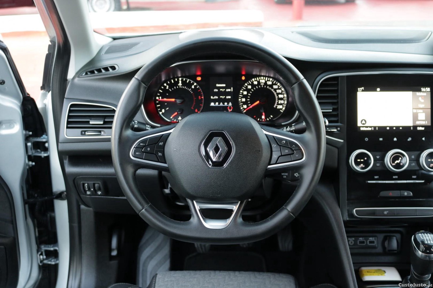 Renault Mégane 1.5 Blue DCI Limited 115cv — fotografia 33